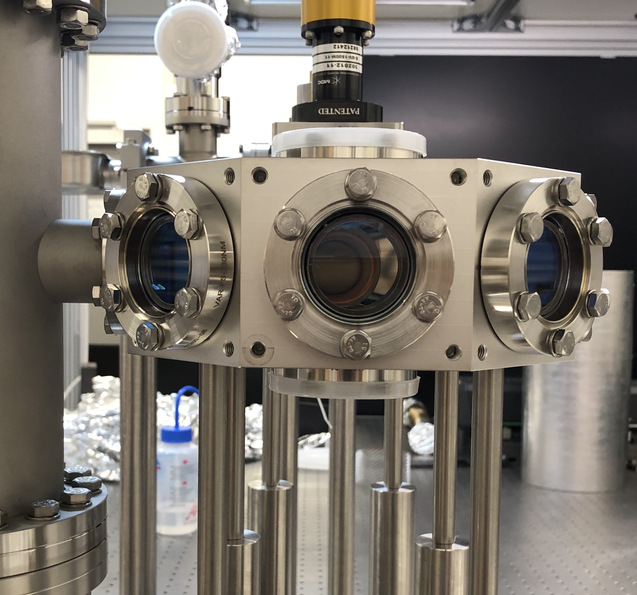Vortex Dynamics in Ultracold Quantum Mixtures | UMQT